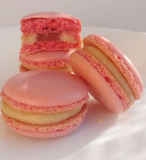 macaron de chocolate fresa doble